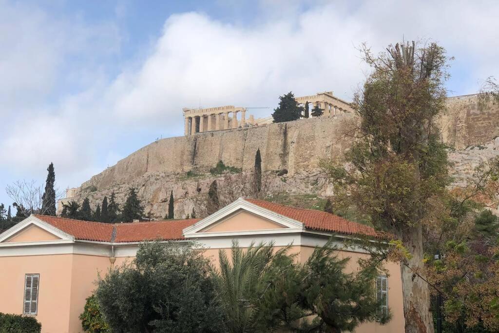 Acropolis View Huge Apartment - Centrally Located เอเธนส์ ภายนอก รูปภาพ